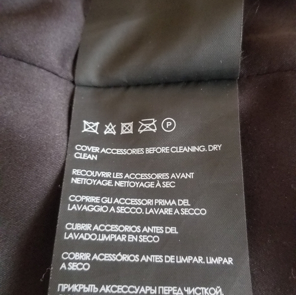 Club Monaco Coat. Size Medium - Picture 15 of 16